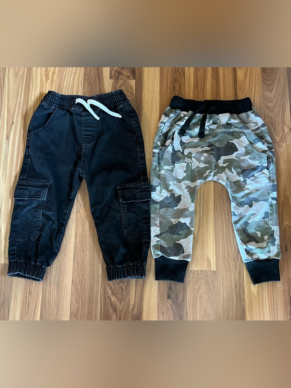 Little Bipsy cargo & jogger pants 2/3